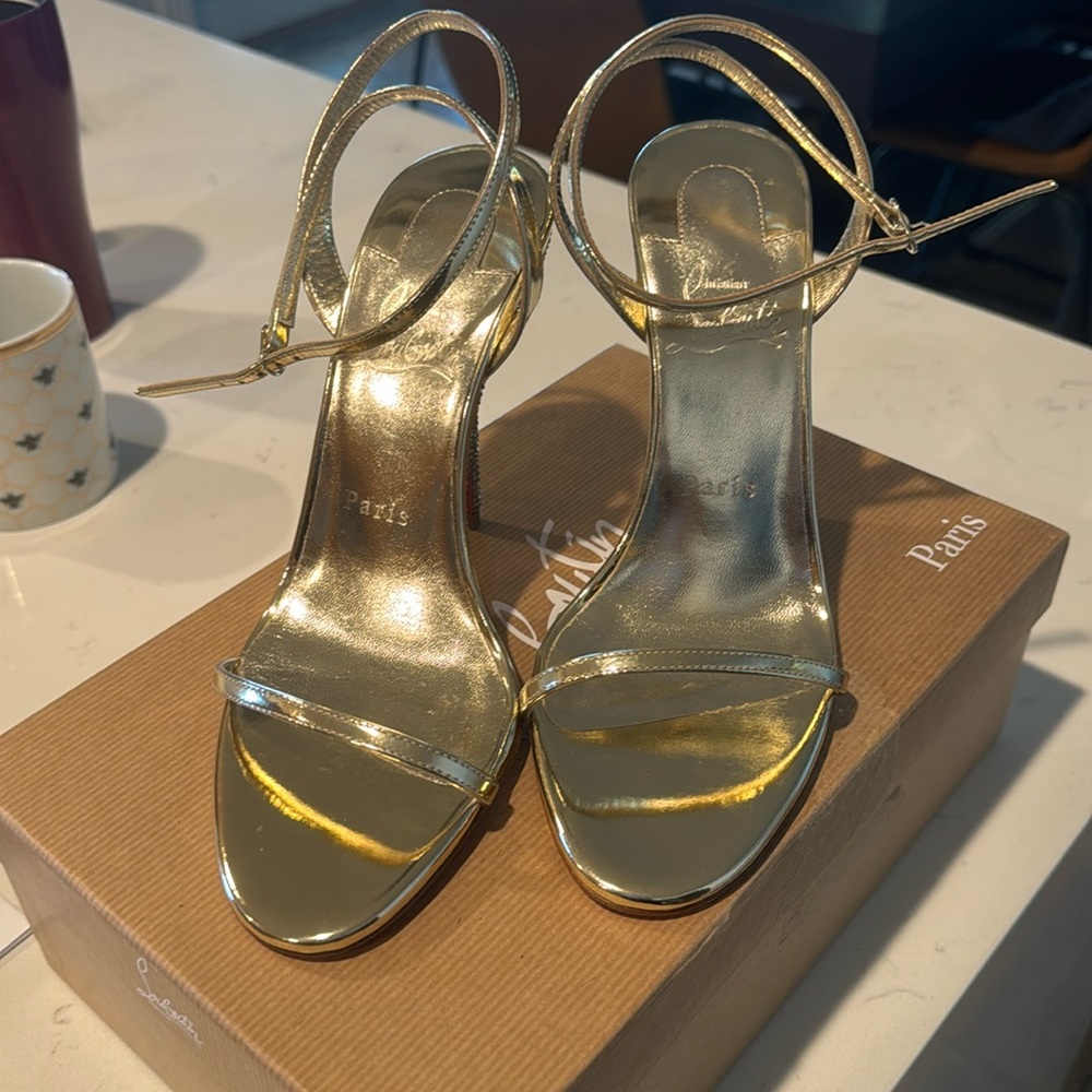 Brand new CL heels